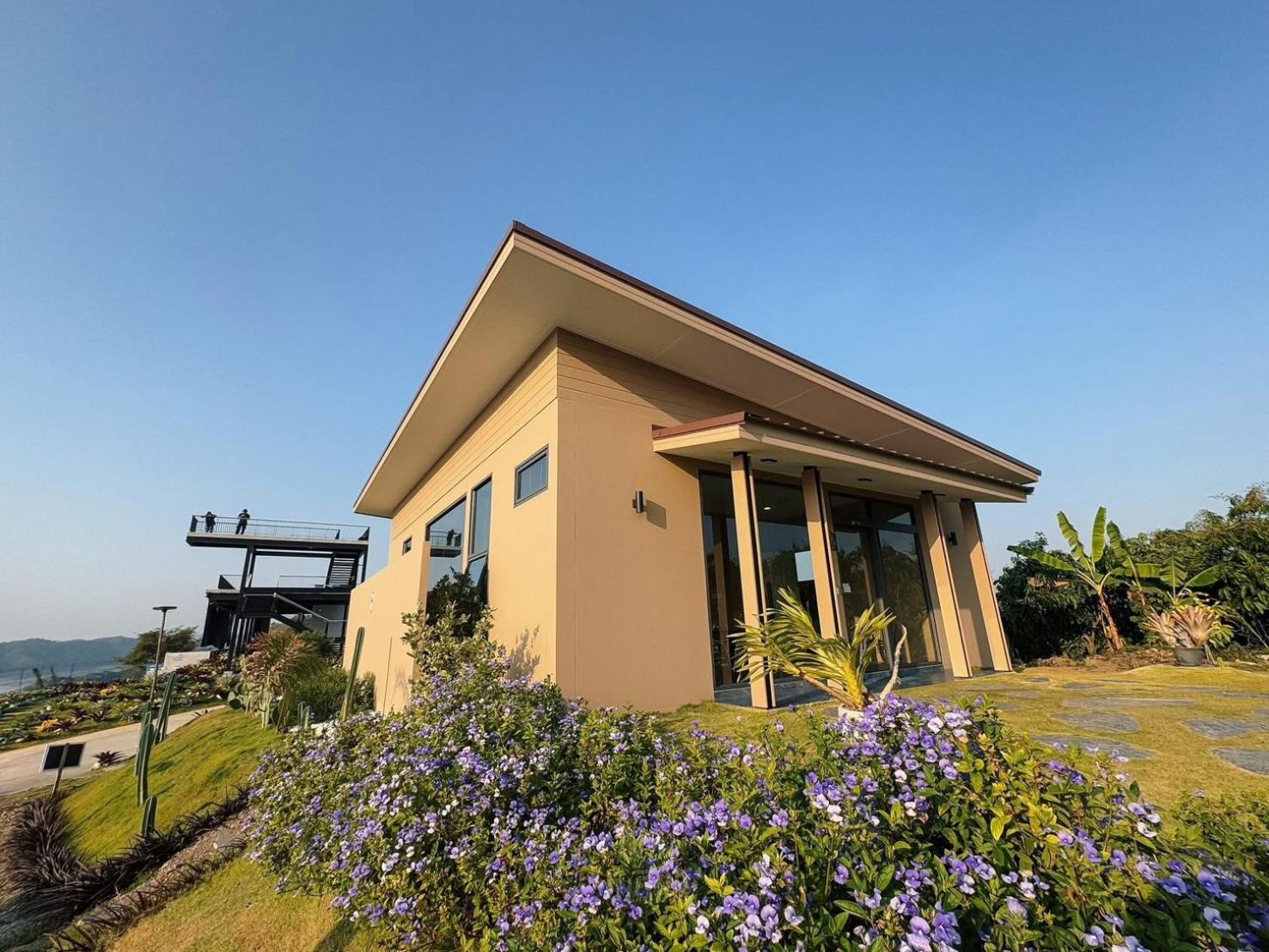 สกายเบย์ เชียงคาน Hotel Pha Baen Exterior photo